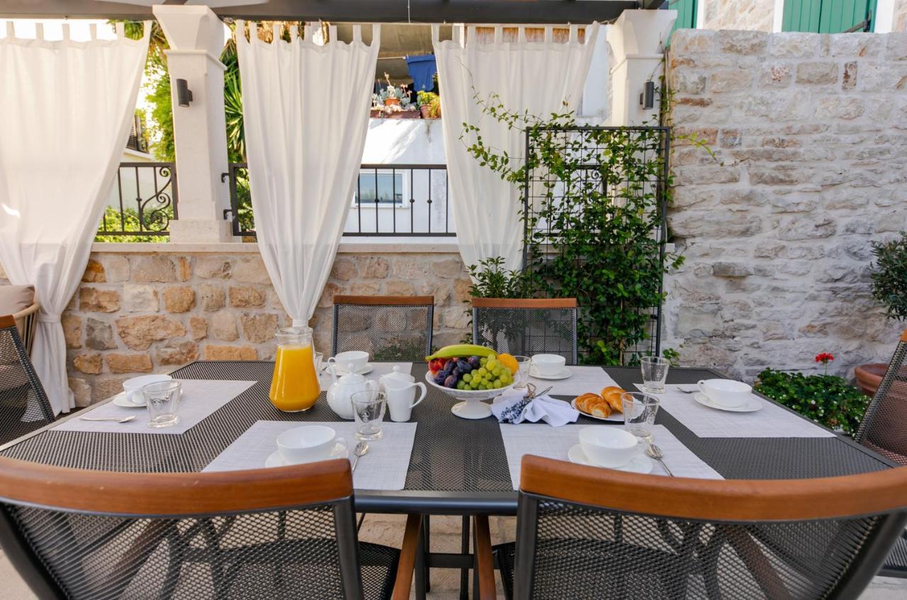 Villa Bante - Luxury Stone House Kastela Exterior photo